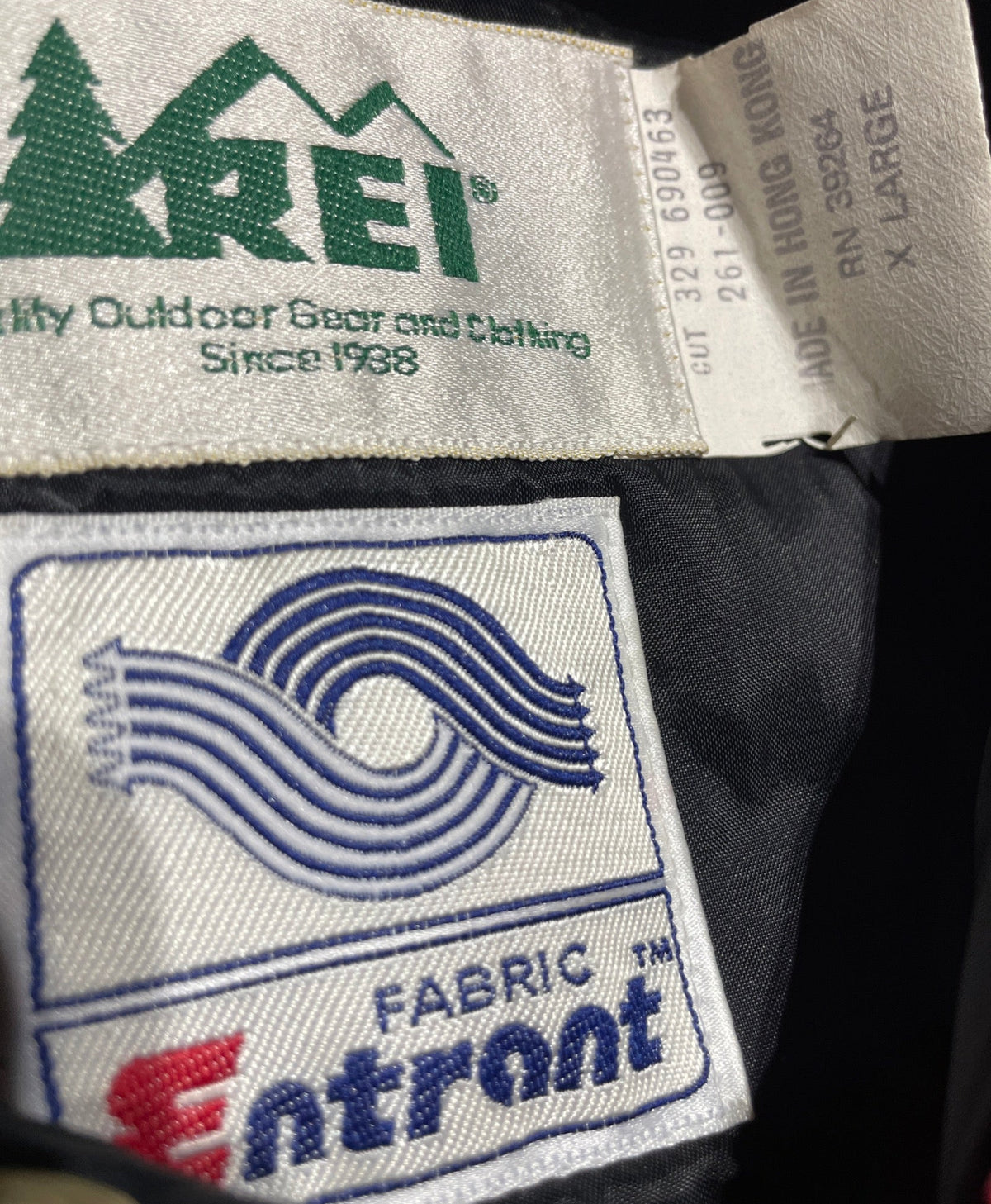 Vintage REI Red Insulated Outdoor Vest — XL