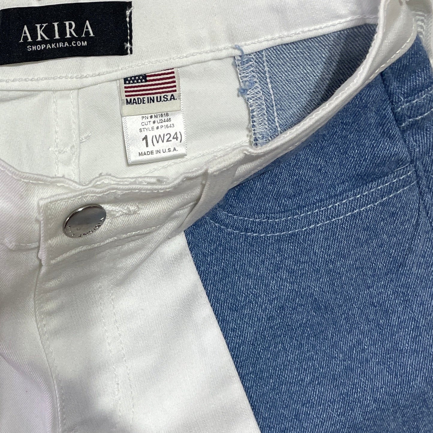 AKIRA Two-Tone High Rise Skinny Jeans – Blue & White, Made in USA, Size 1 (W24)