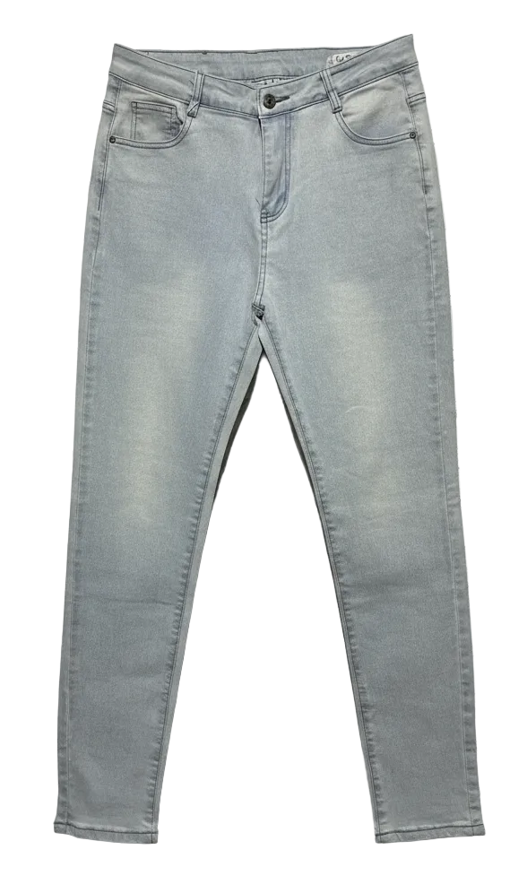Men’s EVISU jeans Sz 33 light wash, slim/tapered fit style