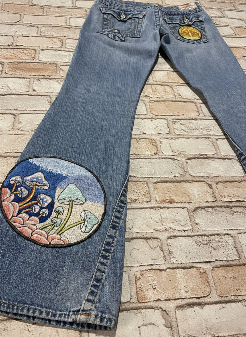 True Religion Society Club Y2K Jeans – Vintage Size 29, USA Made, Psychedelic Mushroom & Butterfly Embroidered Patches