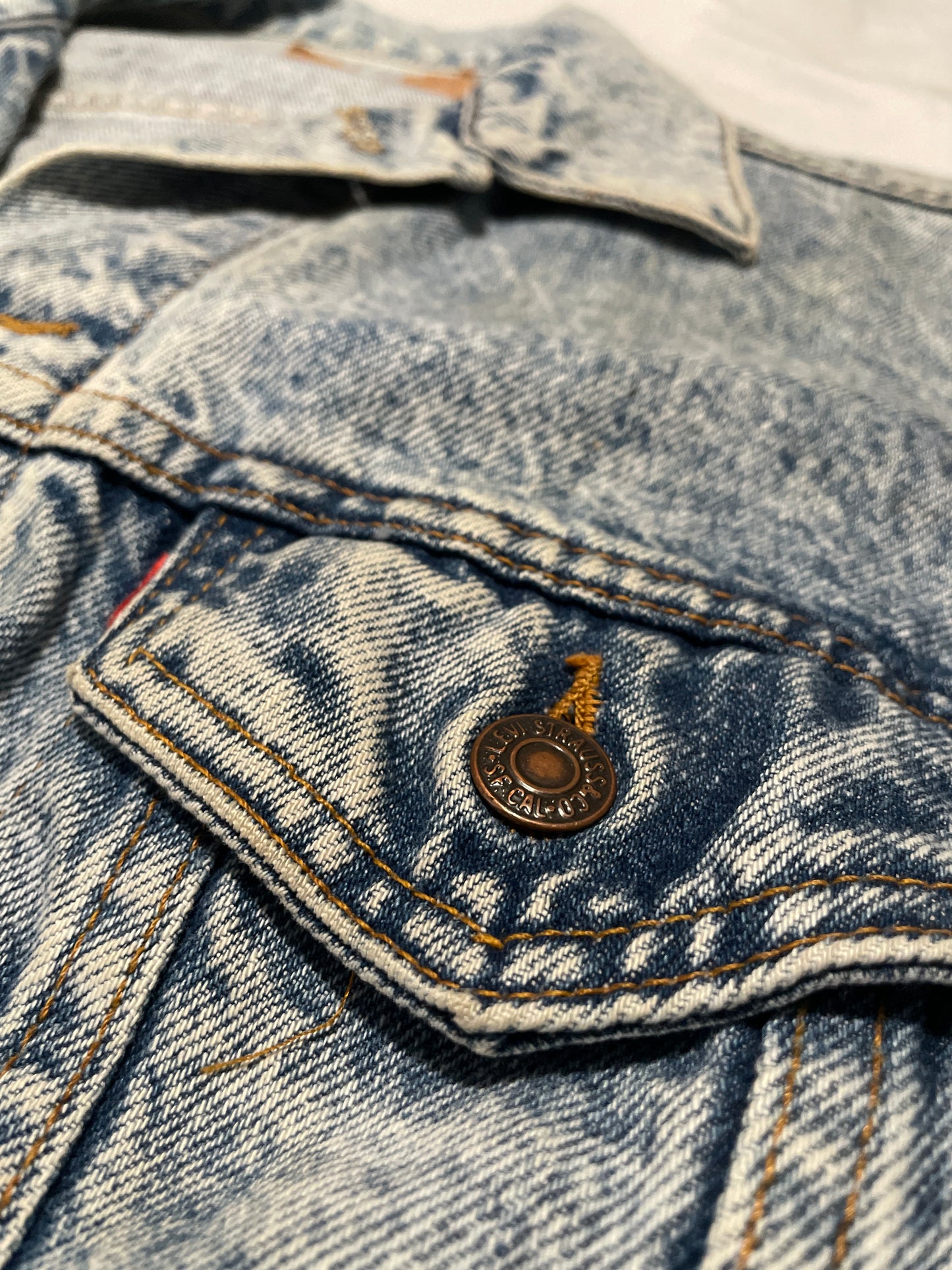 Vintage 1985 Levi’s 70507-0219 Acid Wash Trucker Jacket – Made in USA – Size M