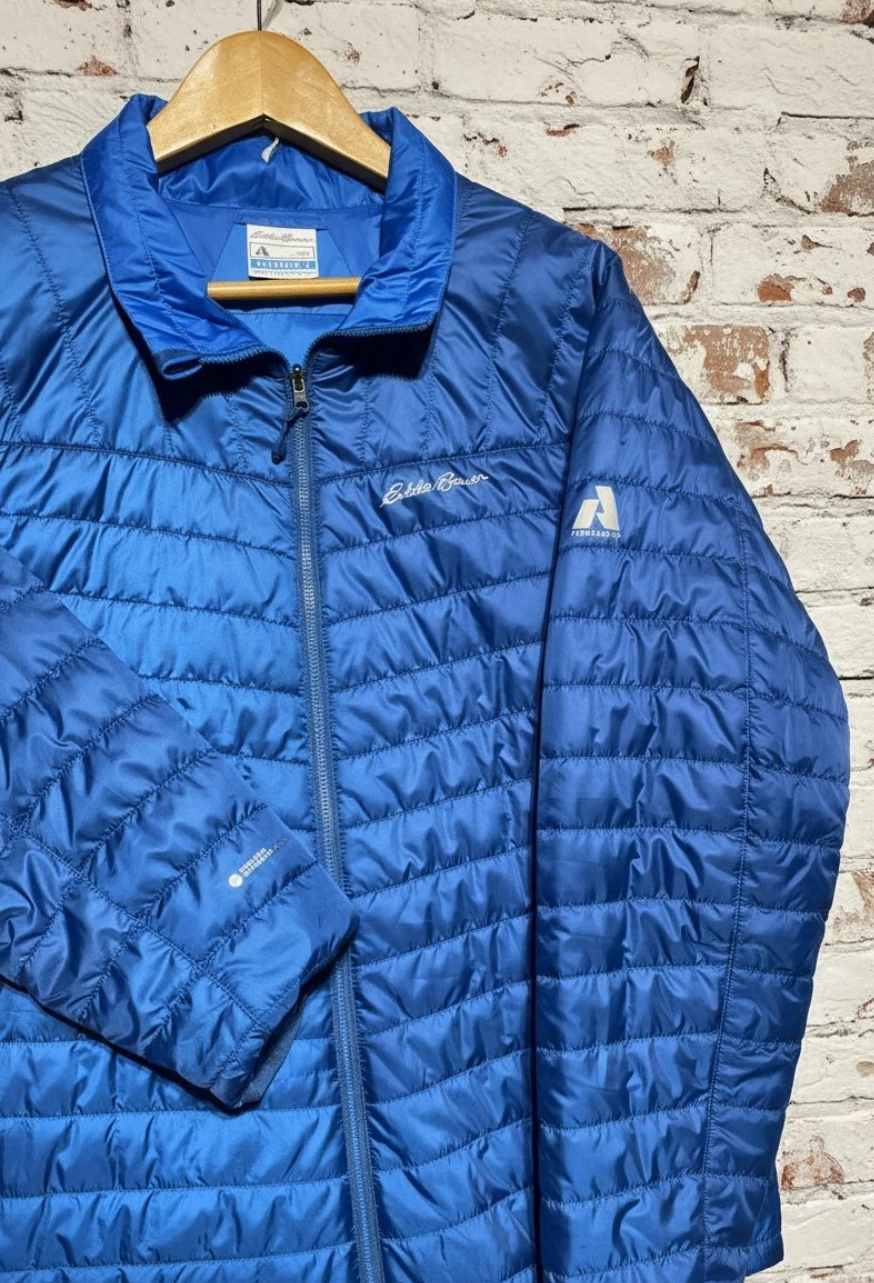 Eddie Bauer First Ascent IgniteLite Reversible Jacket – Men’s Large, Blue.